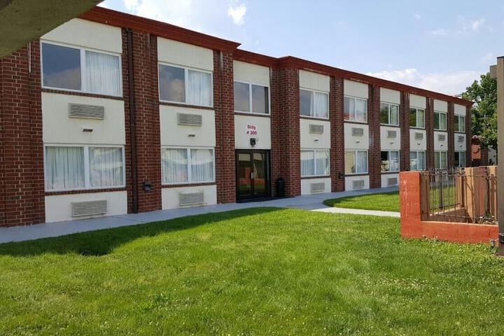 Hotel 3 of 27