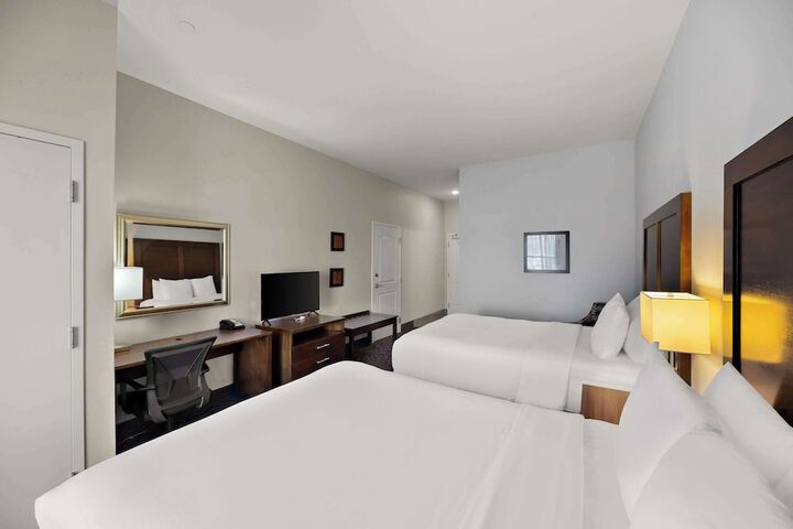 Room 38 of 49