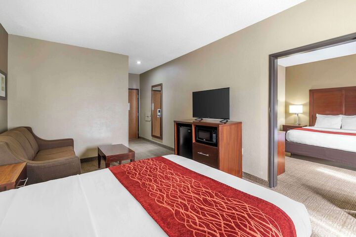 Room 14 of 38