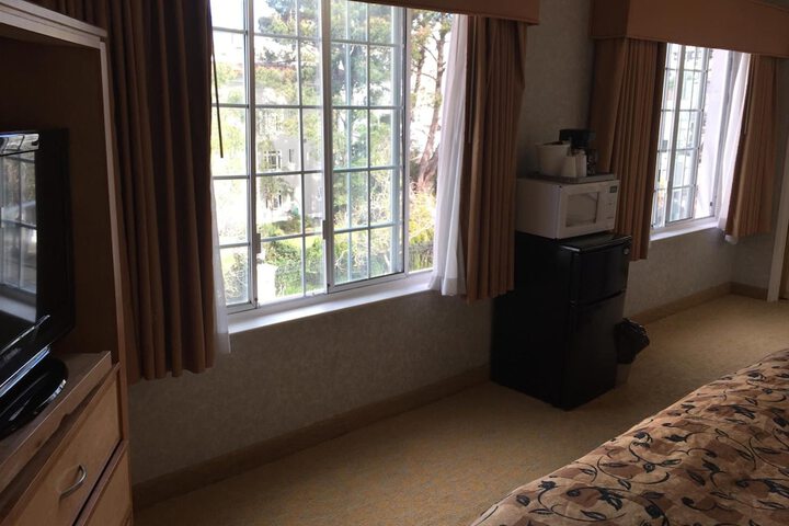 Room 17 of 56