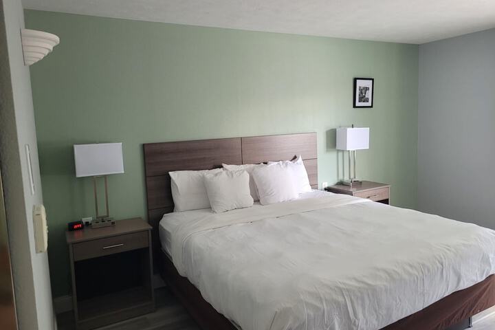 Evergreen Resort