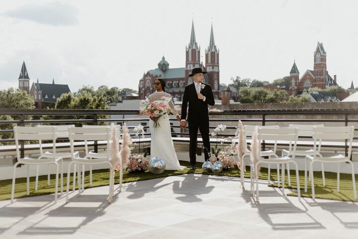 Ballroom/Hall 70 of 83