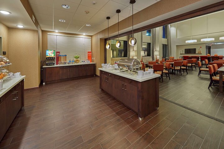 Hampton Inn & Suites Hood River