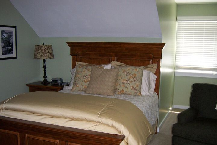 Room 12 of 21