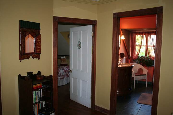 Room 13 of 40