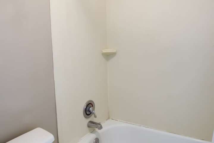 Room 30 of 41