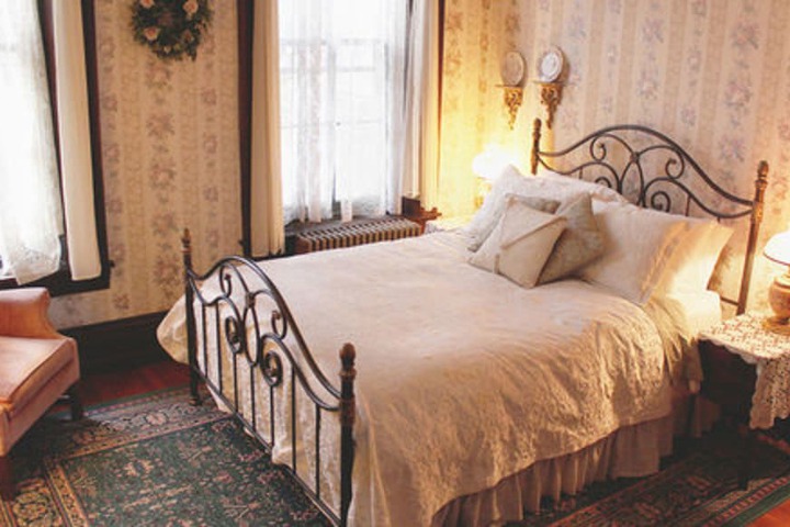 Room 7 of 51