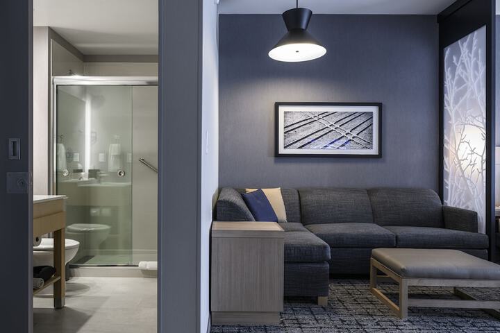 Hyatt Place Indianapolis / Fishers