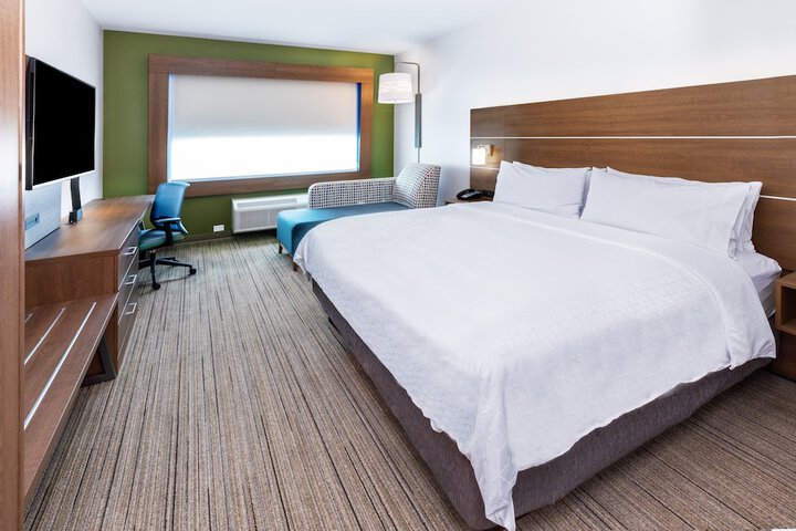 Holiday Inn Express & Suites Stafford NW - Sugar Land by IHG
