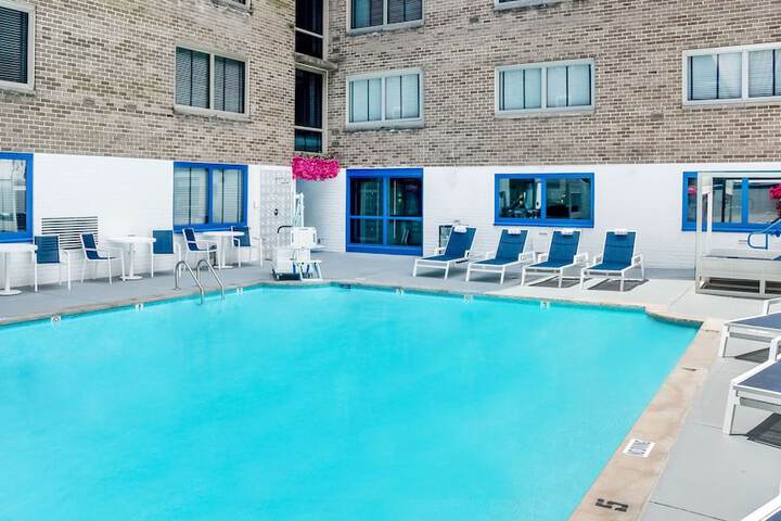 Pool 9 of 56