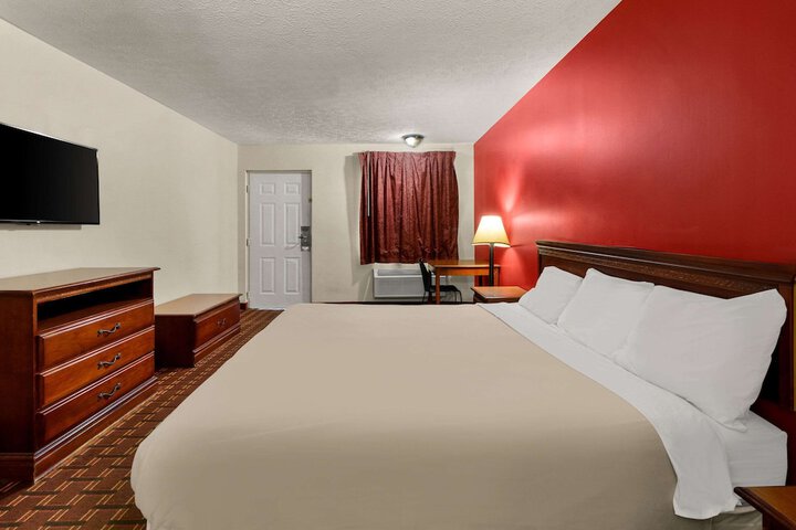 Room 19 of 31