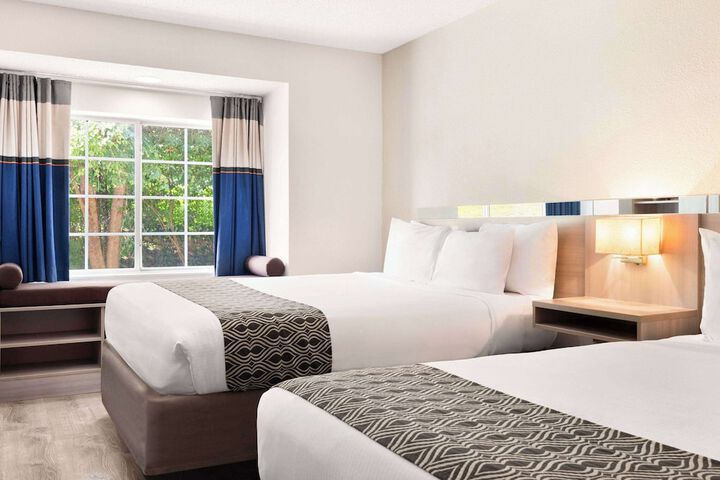 Microtel Inn & Suites by Wyndham Florence / Cincinnati Airport