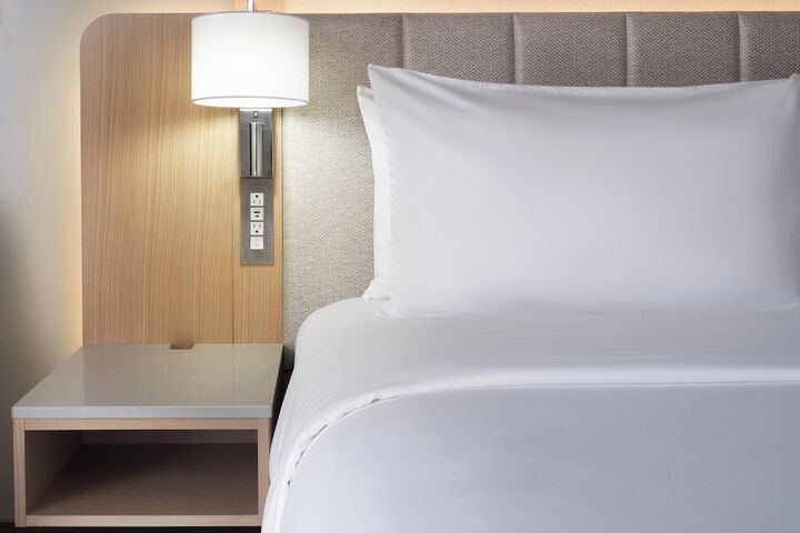 Hotel Indigo Long Island - East End by IHG