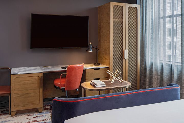 Room 44 of 84