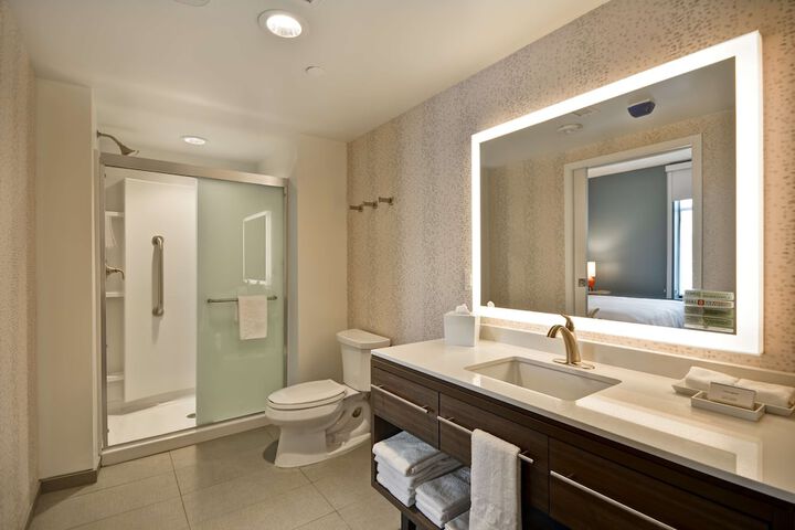 Room 30 of 41