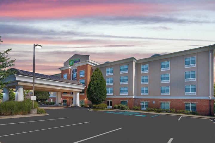 Hotel 2 of 60