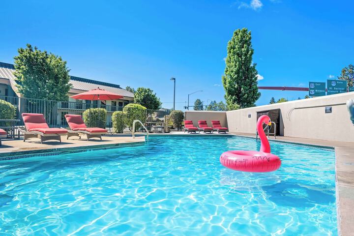 Pool 19 of 43