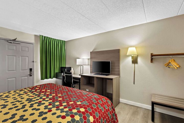 Econo Lodge Willowbrook