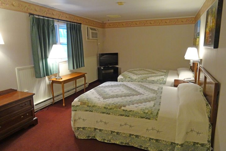 Room 18 of 37