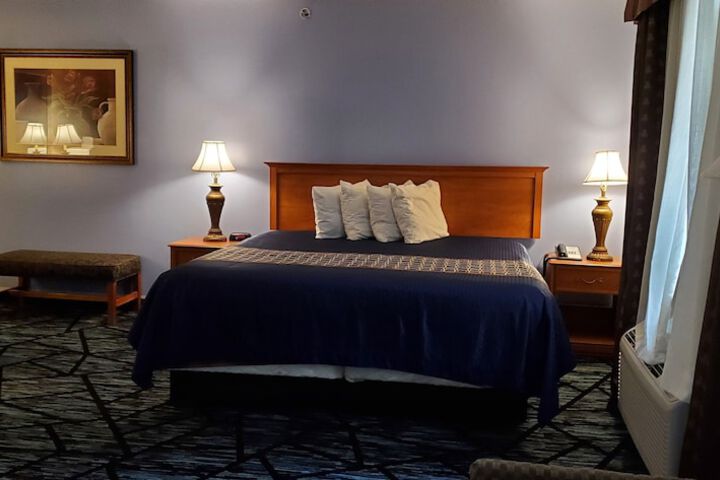 Room 22 of 32
