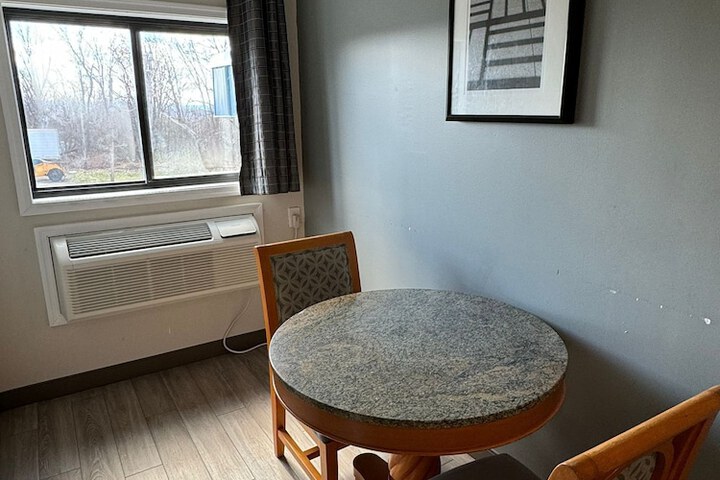 Room 22 of 29