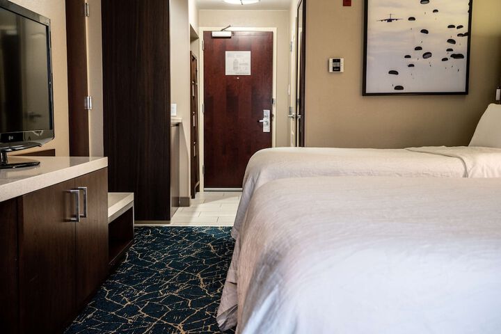 Room 108 of 158