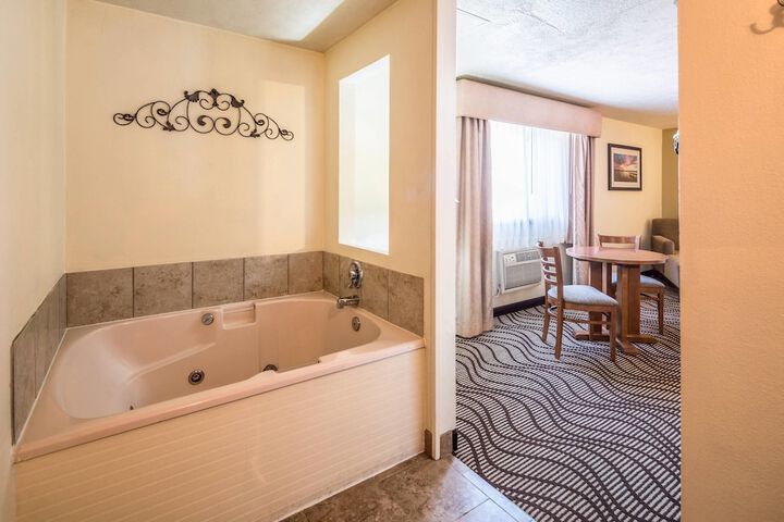 Quality Inn & Suites Coeur dAlene