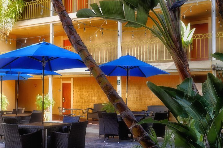 Hotel Exterior 42 of 42