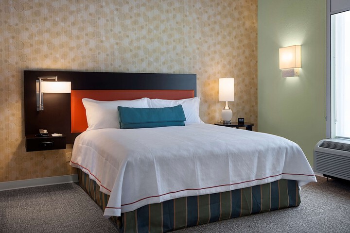 Room 17 of 29