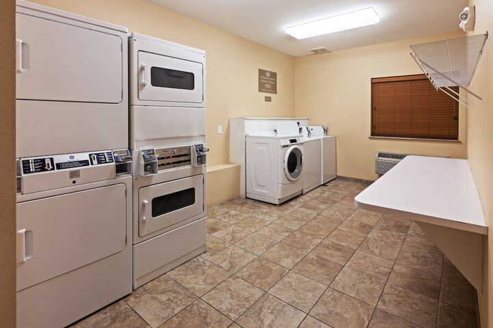 Candlewood Suites Pearland by IHG
