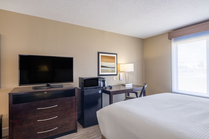 Room 16 of 42