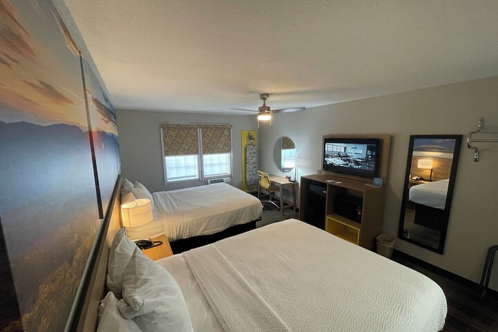Room 31 of 62