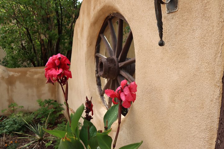 Sagebrush Inn & Suites