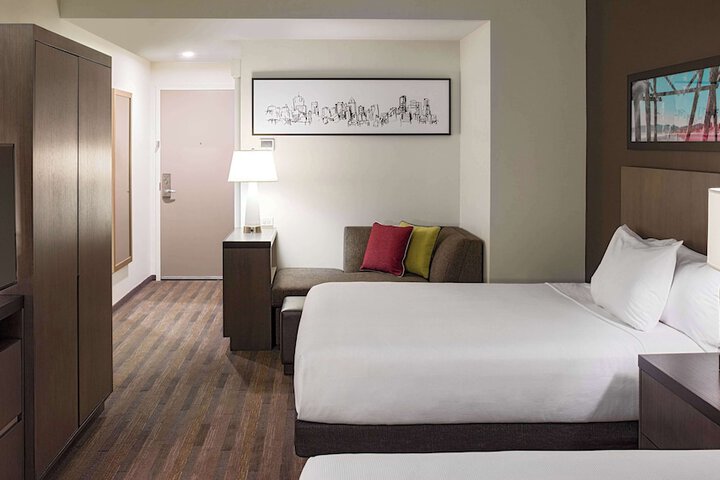 Room 44 of 90