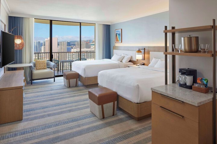 Hilton Hawaiian Village Waikiki Beach Resort