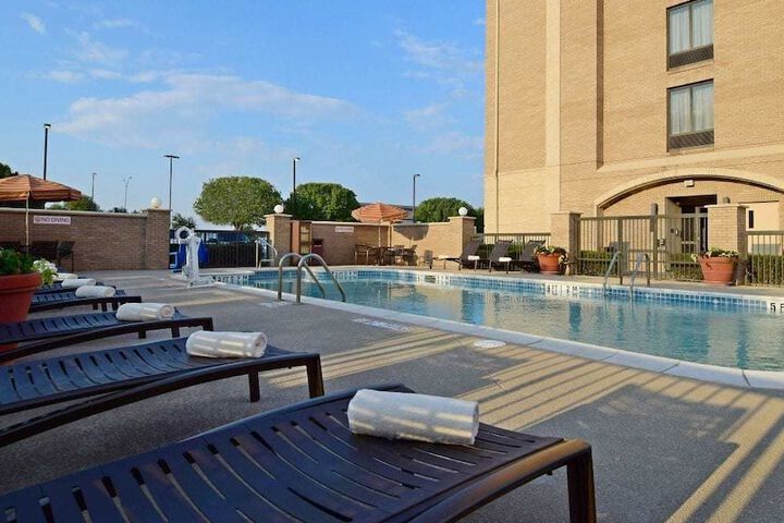 Hyatt Place Dallas / Las Colinas