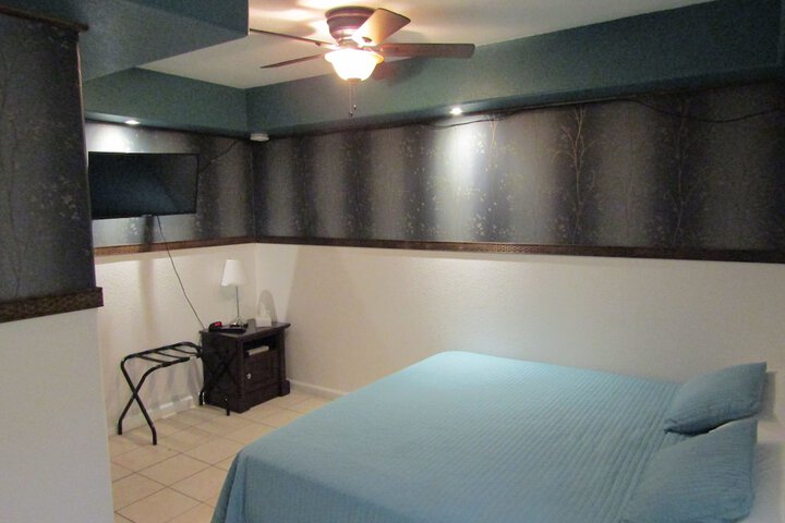 Room 22 of 124