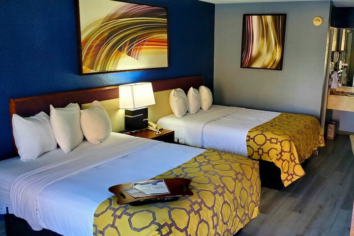 Room 58 of 85