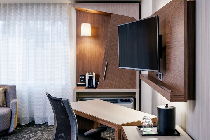 Room 17 of 52