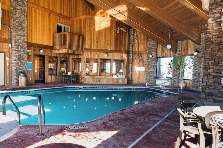 Pool 4 of 112