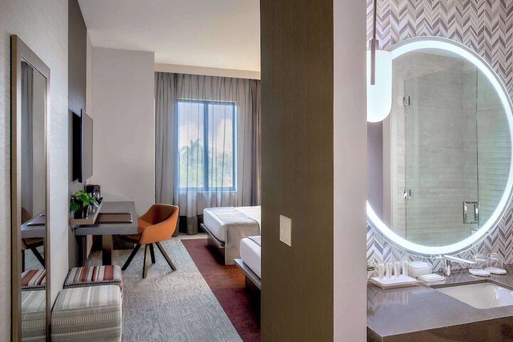 THesis Hotel Miami Coral Gables Curio Collection by Hilton