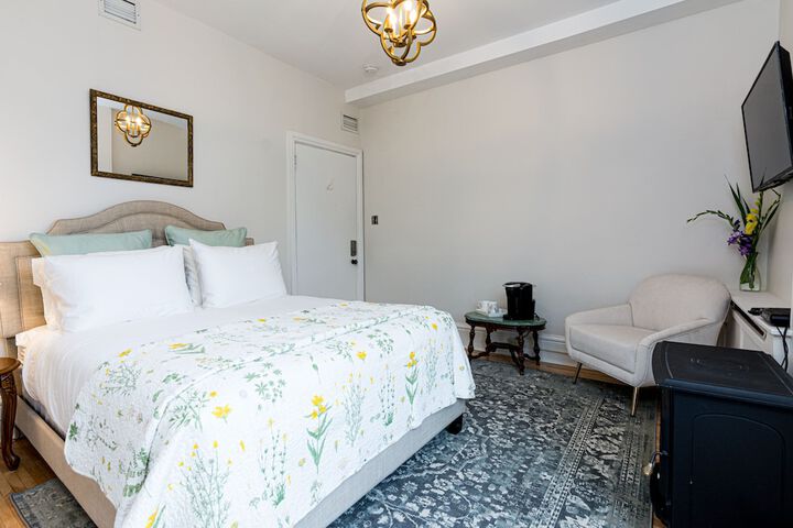 Room 21 of 46