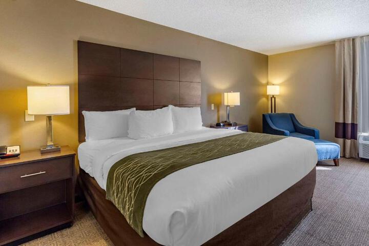 Comfort Inn Clinton