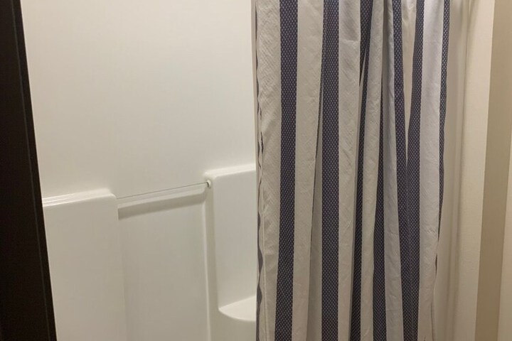 Room 18 of 37