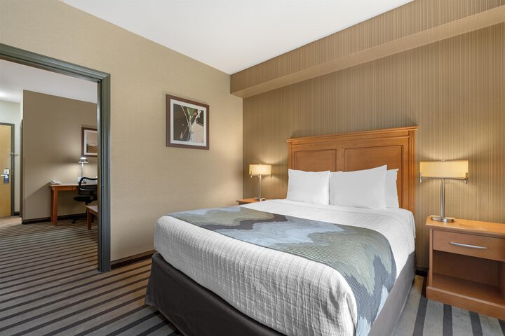 Best Western King George Inn & Suites