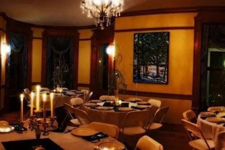 OVERLOOK MANSION