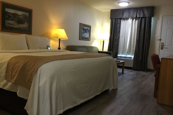 Room 52 of 72