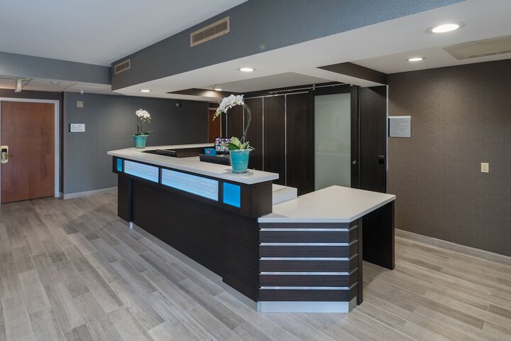 Hotel Aura SFO