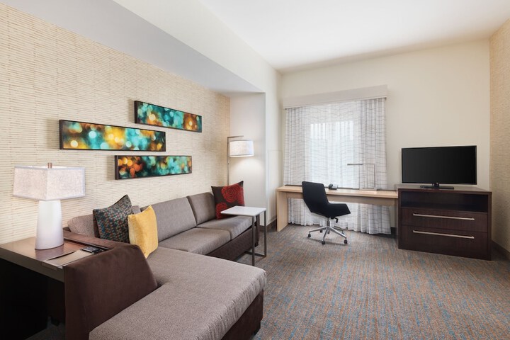 Room 15 of 23