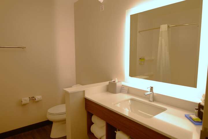 Room 21 of 41